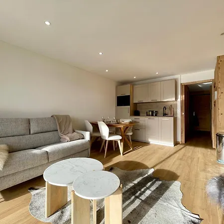 Homency - Le Majestic K5 Apartment